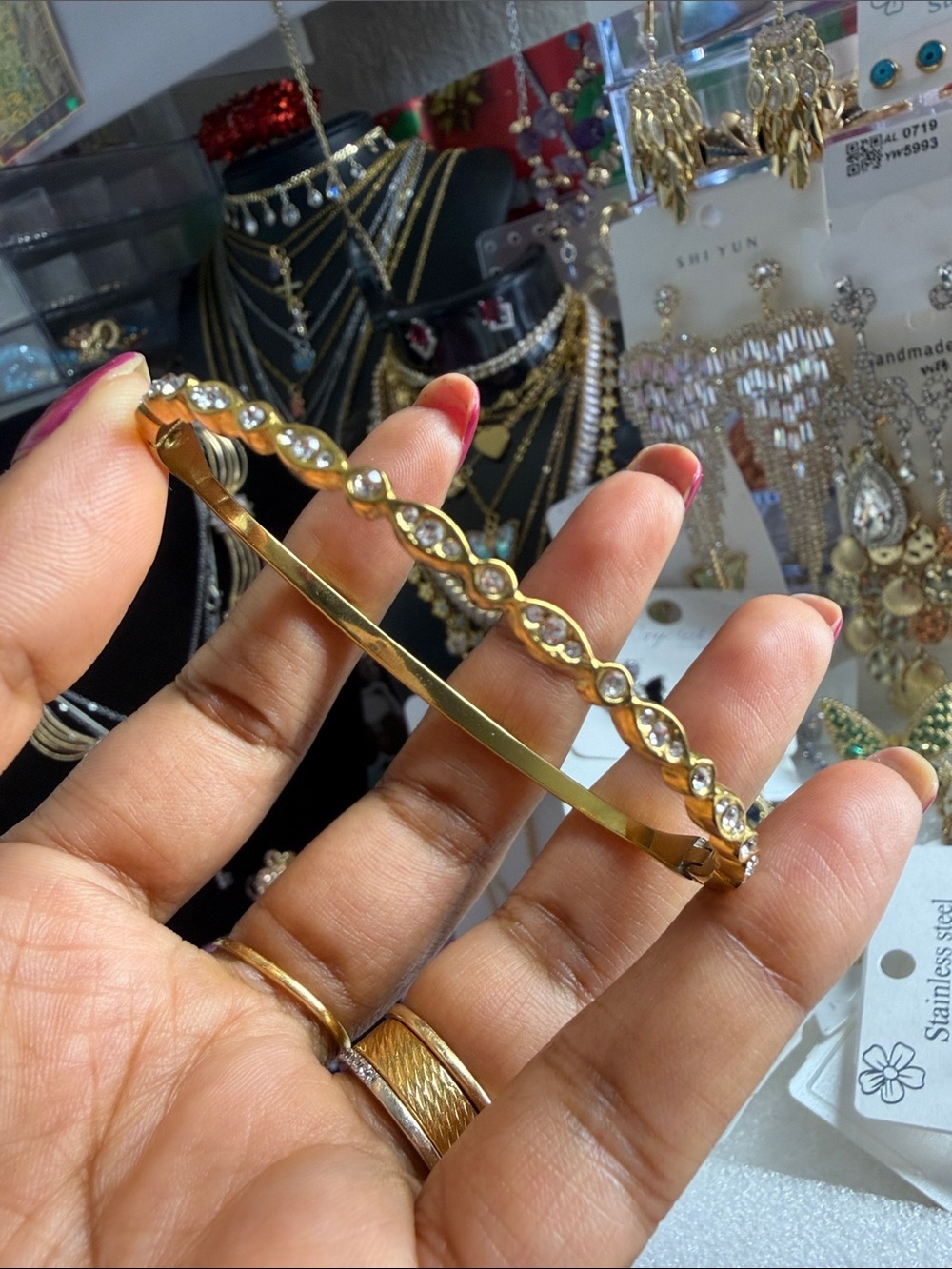 Gold Crystal Teardrop Link Bangle Bracelet - Women Jewelry